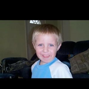 Meet your Posher, Devin